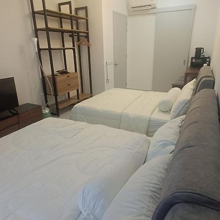 Sky Trees 4 Guests High Floor Smart Tv Garden View A1801 Daire Johor Bahru Dış mekan fotoğraf