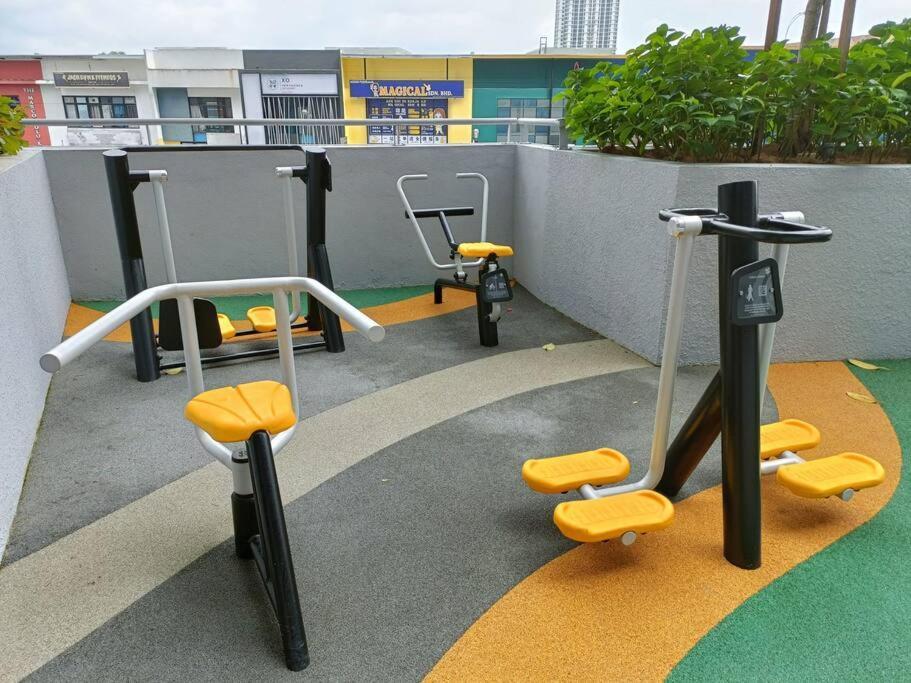Sky Trees 4 Guests High Floor Smart Tv Garden View A1801 Daire Johor Bahru Dış mekan fotoğraf